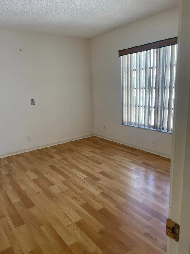 Unit 308 photo 13