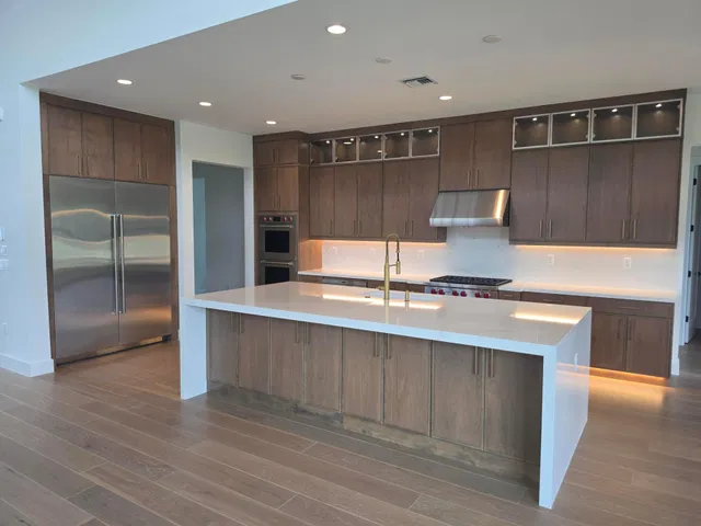 Residence photo 10