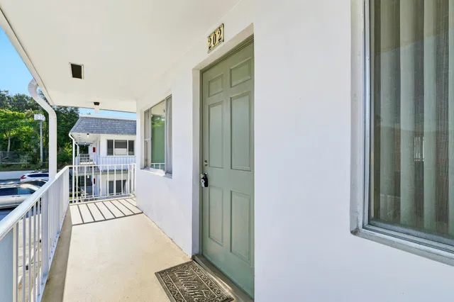 Unit 202 photo 2