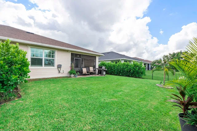  Residence photo 34