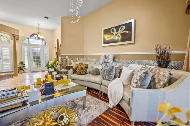 Residence photo 9