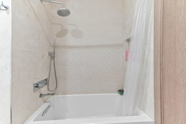 Residence photo 23