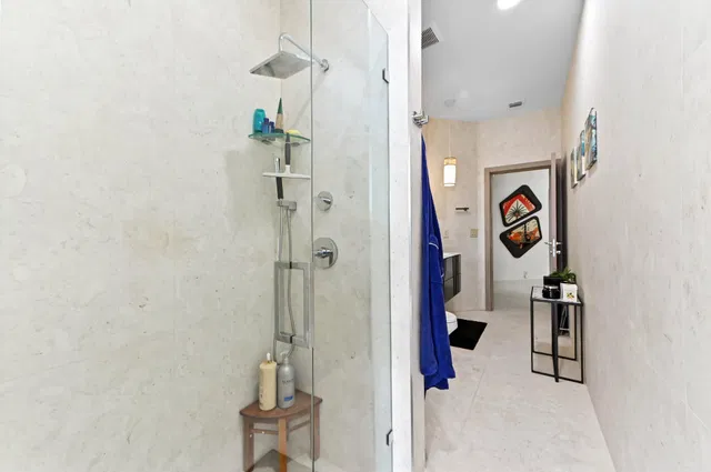 Residence photo 27