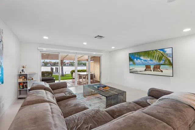 Downtown Delray Beach Unit 1 photo 17