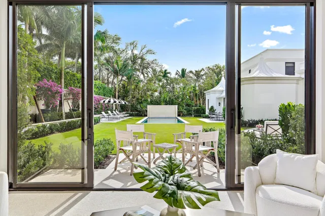 Estate Section Palm Beach Residence photo 9