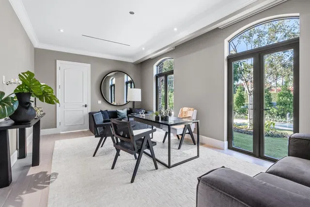 Estate Section Palm Beach Residence photo 11