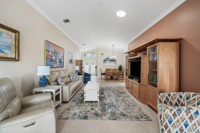 Residence photo 10
