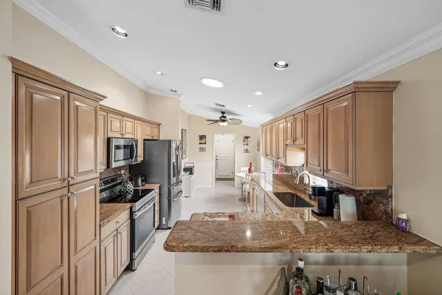 Residence photo 11