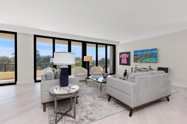In-Town Palm Beach Unit W 4 A photo 6