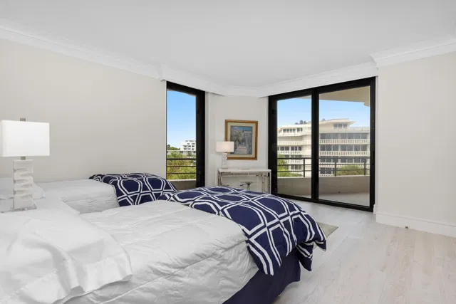 In-Town Palm Beach Unit W 4 A photo 26