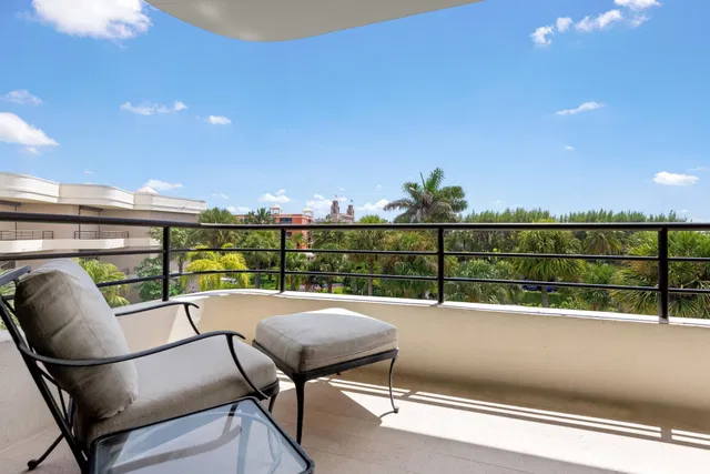 In-Town Palm Beach Unit W 4 A photo 32