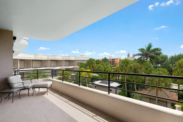 In-Town Palm Beach Unit W 4 A photo 33