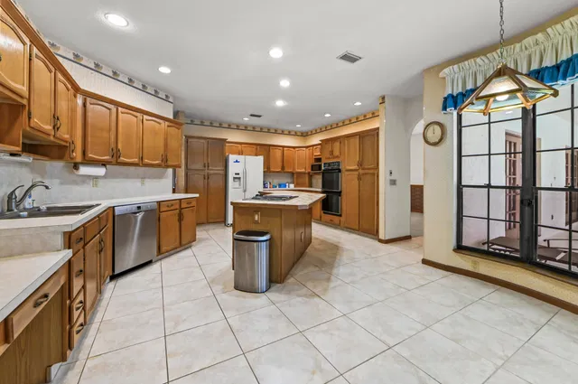 Residence photo 18