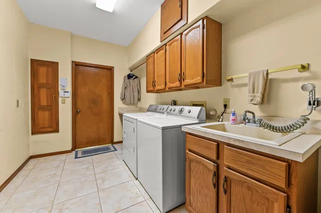 Residence photo 23