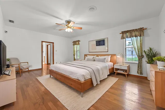 Residence photo 24