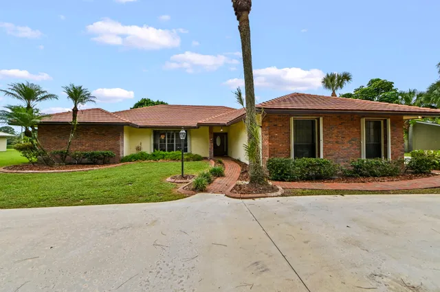Residence photo 43