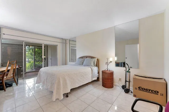  Unit 104 photo 17