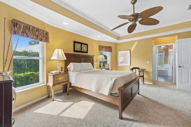 Residence photo 18