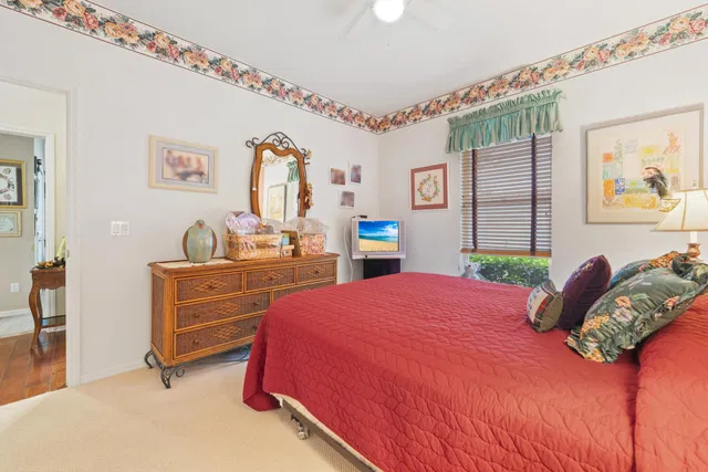 Residence photo 23