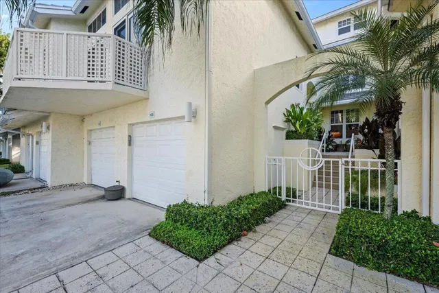 Residence photo 3