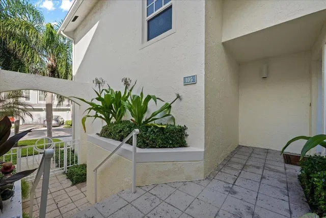 Residence photo 5