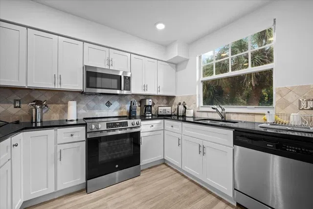 Residence photo 13