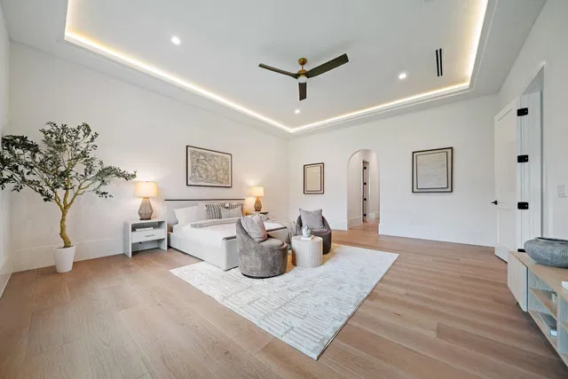 Residence photo 5