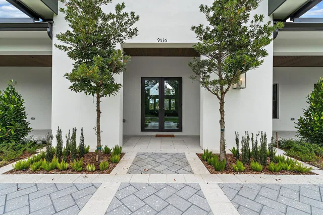 Residence photo 82