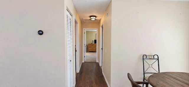 Residence photo 8