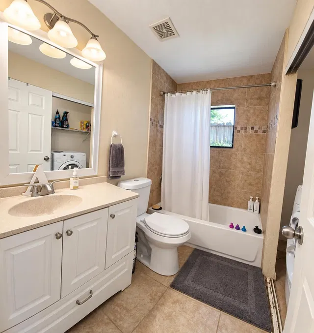 Residence photo 12