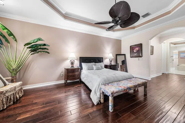 Residence photo 17