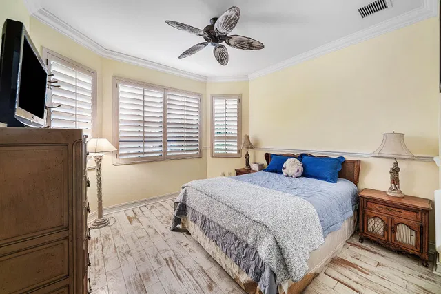 Residence photo 20