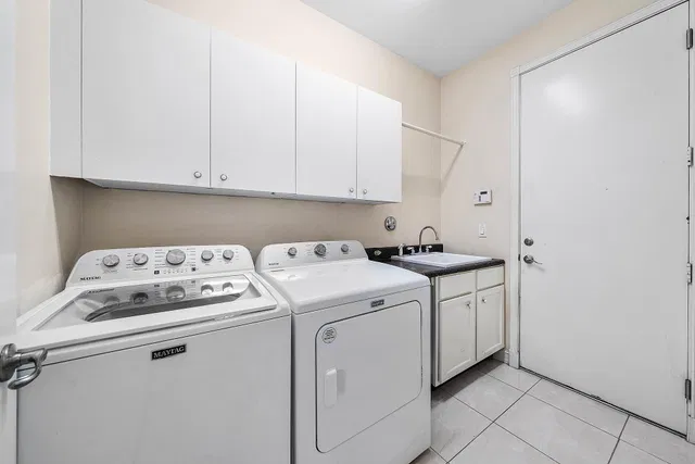 Residence photo 62
