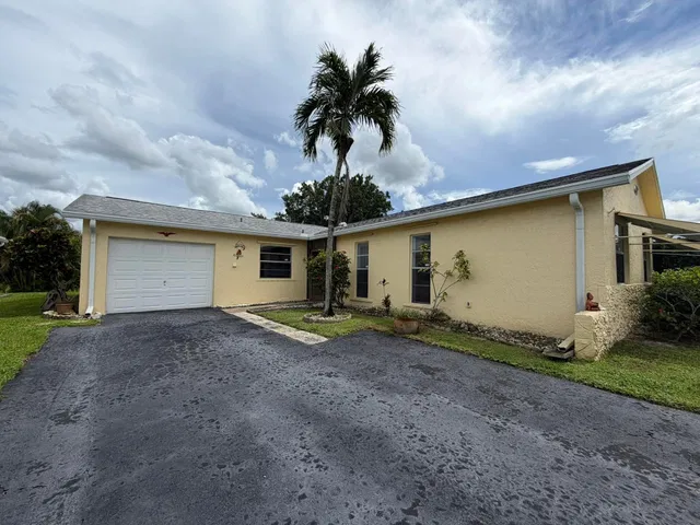 Residence photo 2