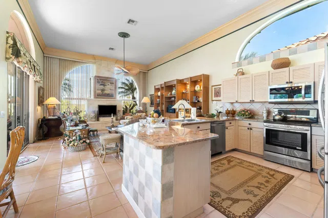 PGA National Palm Beach Gardens Residence photo 12