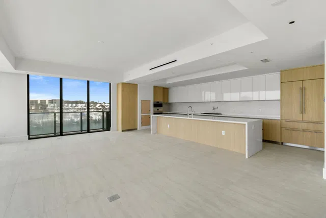 Forte Luxe Unit 8 photo 10
