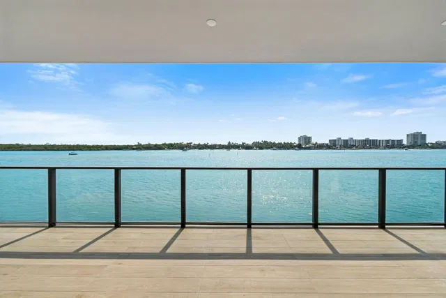 Forte Luxe Unit 8 photo 12