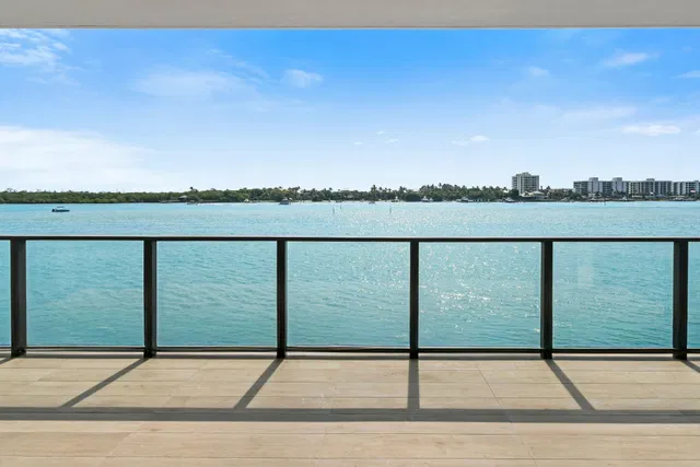 Forte Luxe Unit 8 photo 13