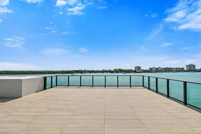 Forte Luxe Unit 8 photo 27