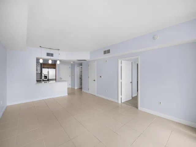 City Palms Unit 918 photo 5