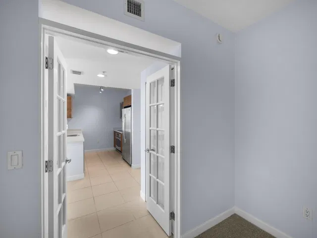 City Palms Unit 918 photo 19
