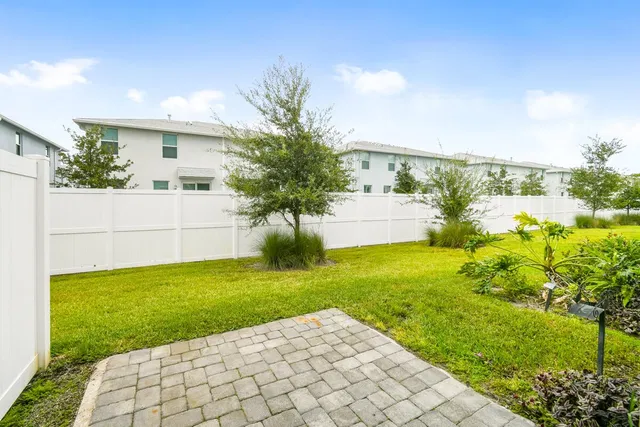 Residence photo 13