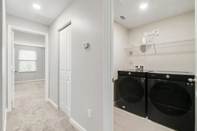 Residence photo 16