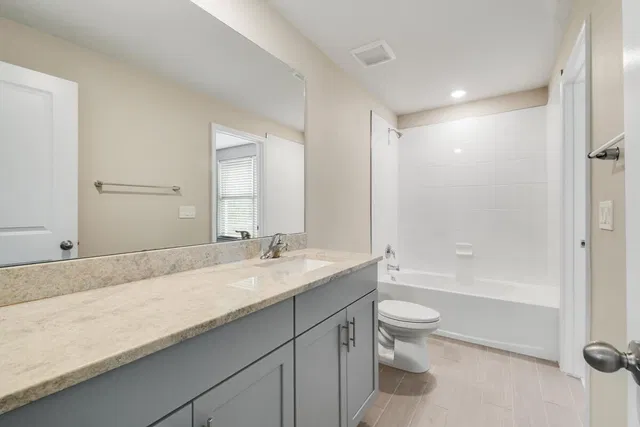 Residence photo 18