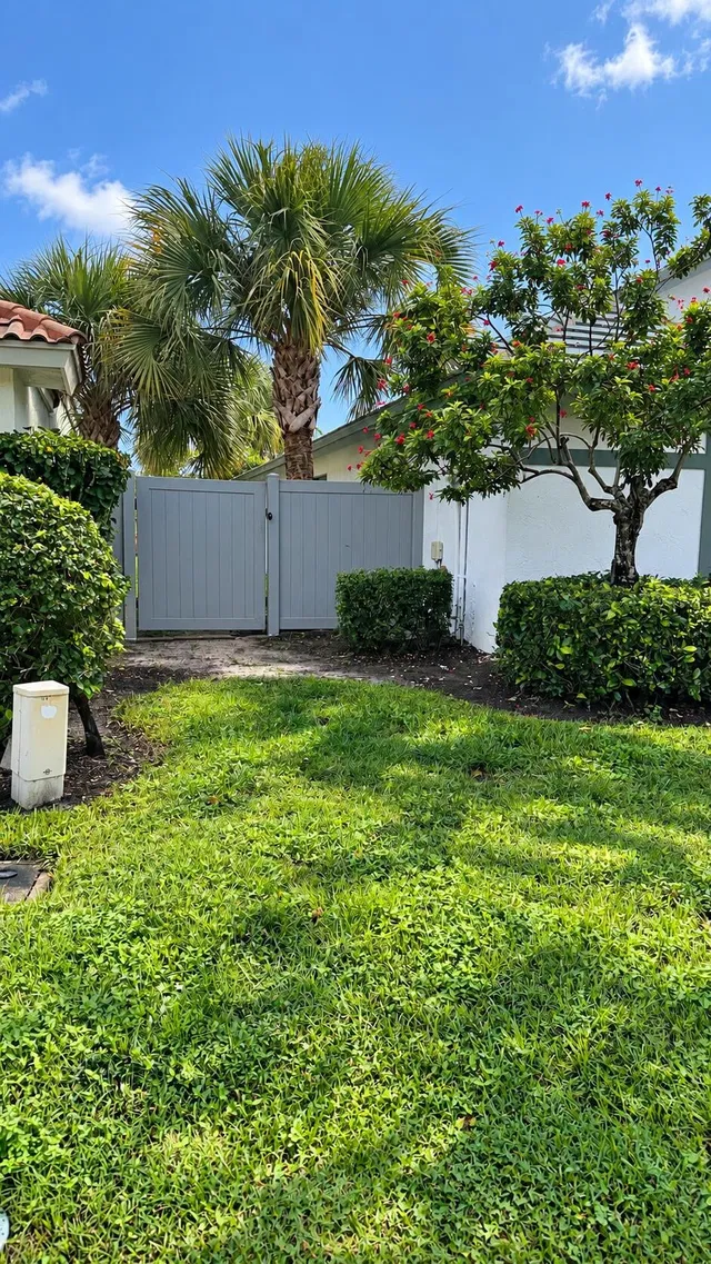  Residence photo 26