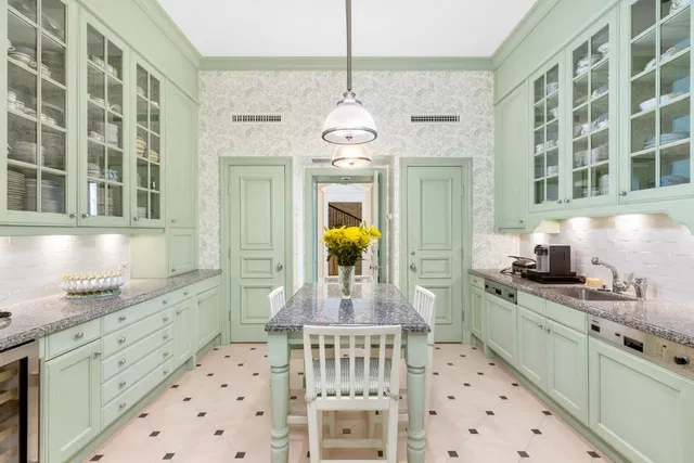 Estate Section Palm Beach Residence photo 25