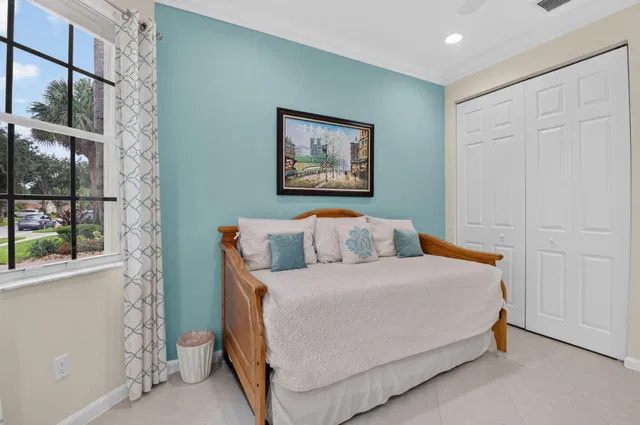 Residence photo 7