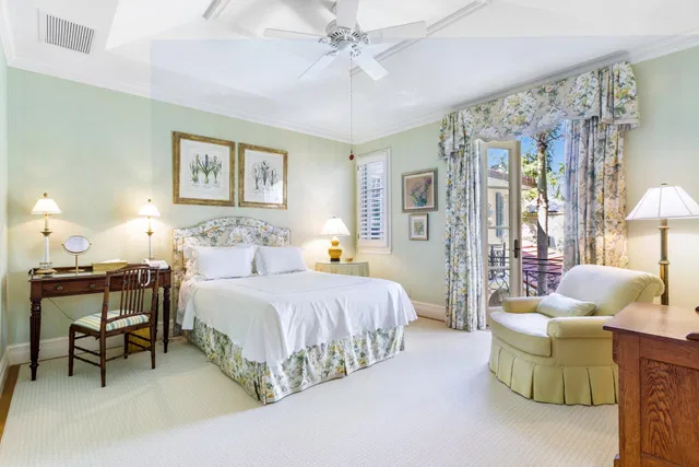 Stotesbury Park Residence photo 25