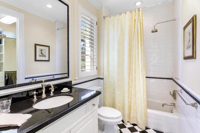 Stotesbury Park Residence photo 33