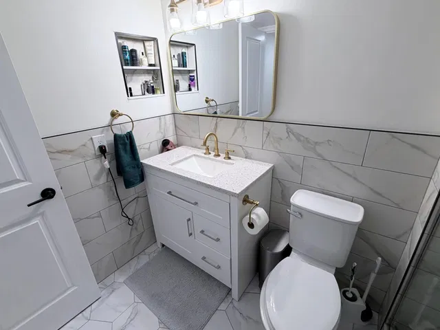 Unit 147 photo 15